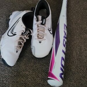 Softball cleats & bat
